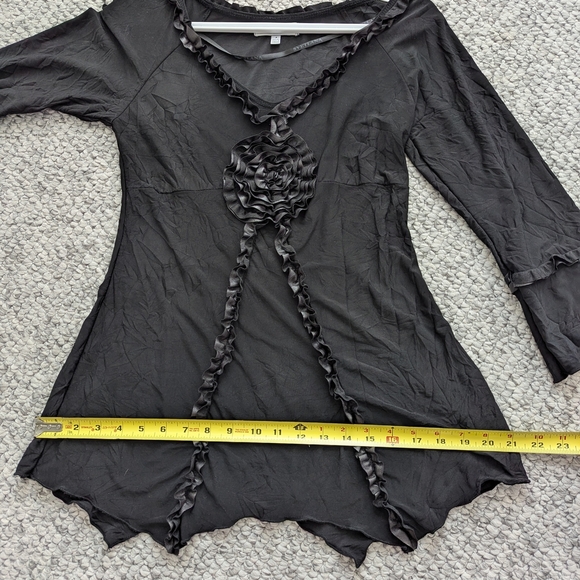 Svetlana Women's (Size 4) Black V-Neck Ruffled Tunic Top With Rosettes & Ruffles - Picture 11 of 16